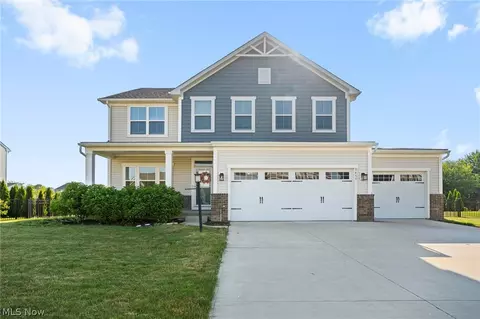 9457 Winfield Ln, North Ridgeville, OH 44039