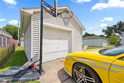 1639 E 34th St, Lorain, OH 44055 photo 37
