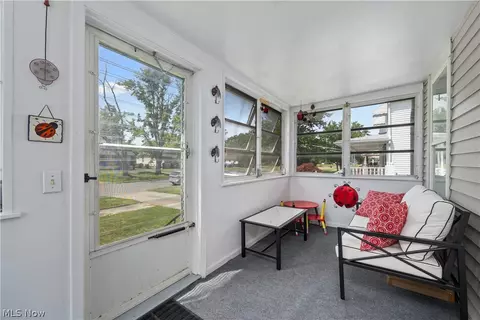1639 E 34th St, Lorain, OH 44055 photo 5