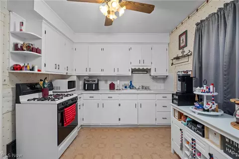 1639 E 34th St, Lorain, OH 44055 photo 14