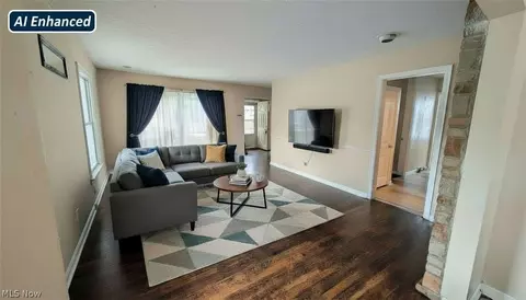 Living - 854 E 250 St, Euclid, OH 44132 photo 3 of 7