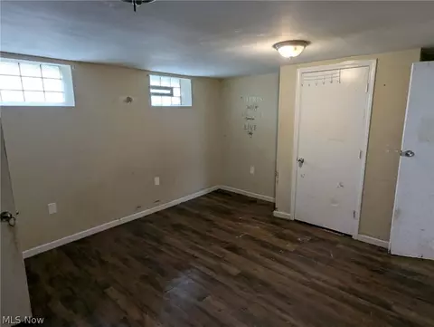 Bedroom - 854 E 250 St, Euclid, OH 44132 photo 7 of 7