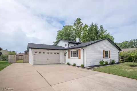 36473 Lake Shore Blvd, Eastlake, OH 44095