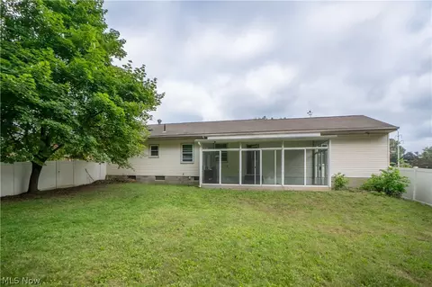 Exterior - 158 Miles Ave NW, Canton, OH 44708 photo 2 of 6