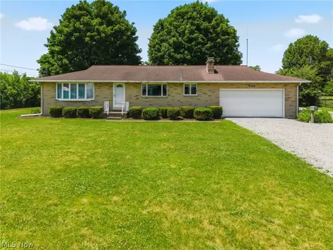 4775 Erie Ave SW, Navarre, OH 44662