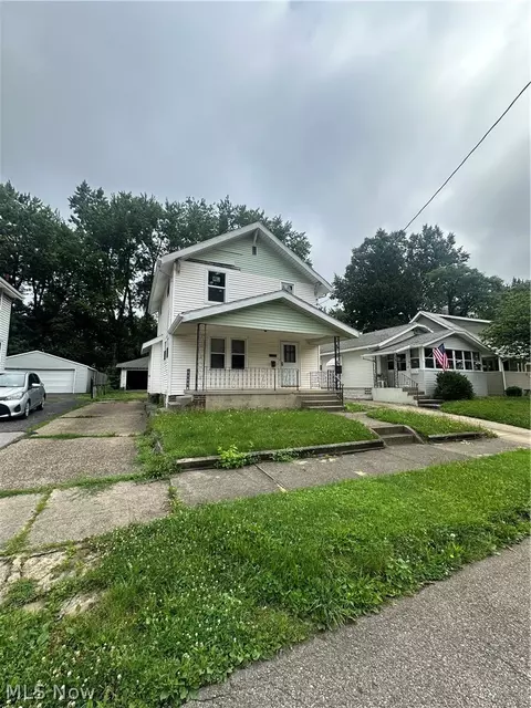 1853 Marks Ave, Akron, OH 44305