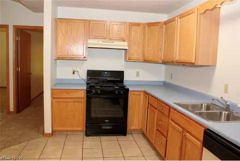Kitchen - 361 Meadowbrook Ave #3, Boardman, OH 44512 photo 1 of 3