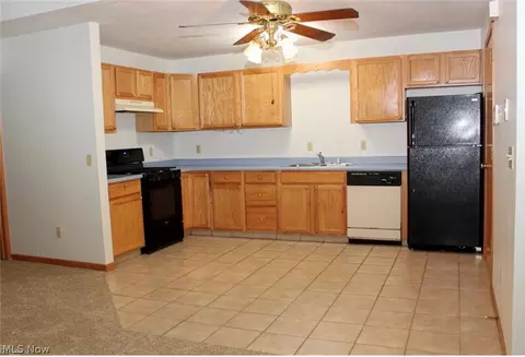 Kitchen - 361 Meadowbrook Ave #3, Boardman, OH 44512 photo 3 of 3