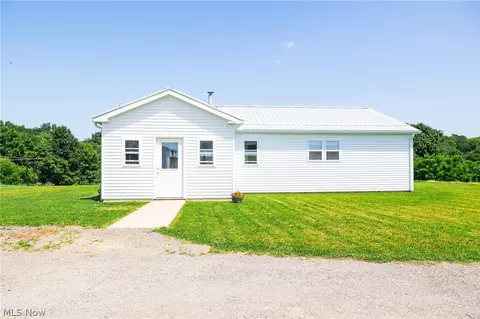3825 Pryor Rd, Chandlersville, OH 43727