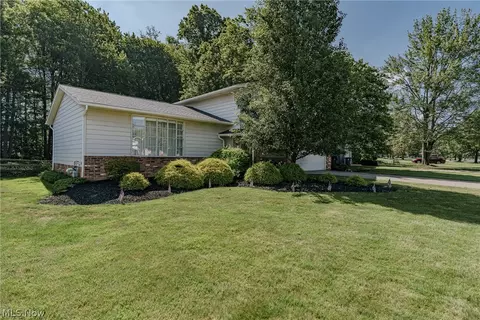 Exterior - 5131 Cheswick Dr, Solon, OH 44139 photo 2 of 10