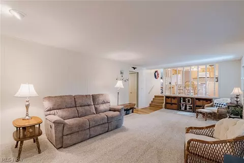 Living - 5131 Cheswick Dr, Solon, OH 44139 photo 6 of 6