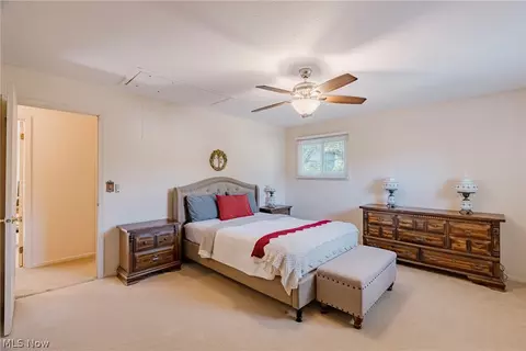Bedroom - 5131 Cheswick Dr, Solon, OH 44139 photo 2 of 6