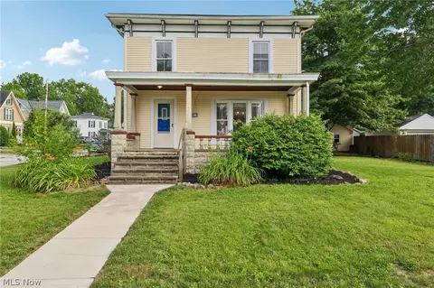 26 E Ashtabula St, Jefferson, OH 44047