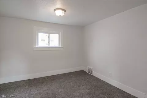 817 Halter Ct NW, Canton, OH 44708 photo 15