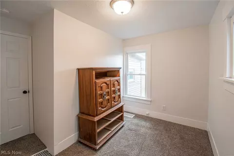 817 Halter Ct NW, Canton, OH 44708 photo 13