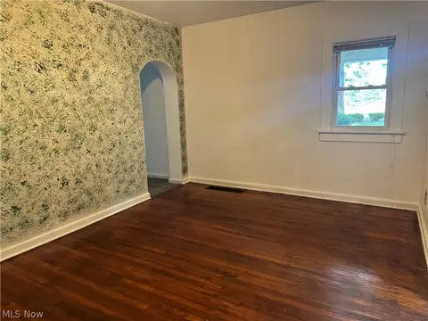 1530 Collier Rd, Akron, OH 44320 photo 6