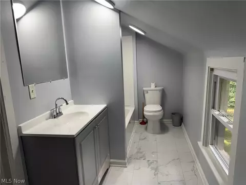 1530 Collier Rd, Akron, OH 44320 photo 25