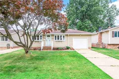 13901 Franklyn Blvd, Brook Park, OH 44142