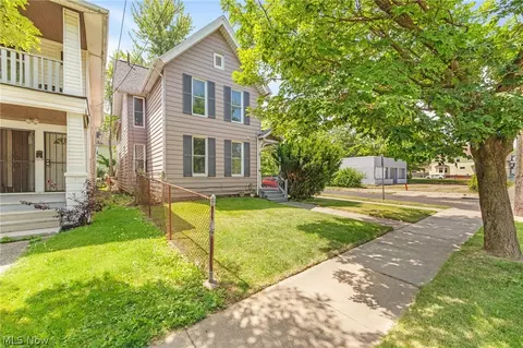 3333 Denison Ave, Cleveland, OH 44109