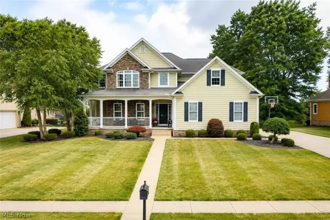 3318 Hampton Hall, Poland, OH 44514