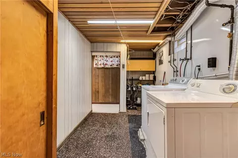 18002 Merece Dr, Brook Park, OH 44142 photo 19