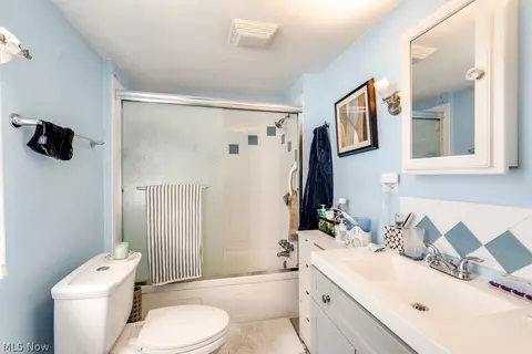 Bath - 11 E 220th St, Euclid, OH 44123 photo 1 of 2