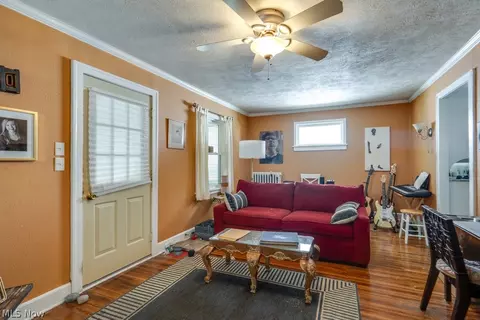 Living - 11 E 220th St, Euclid, OH 44123 photo 1 of 2