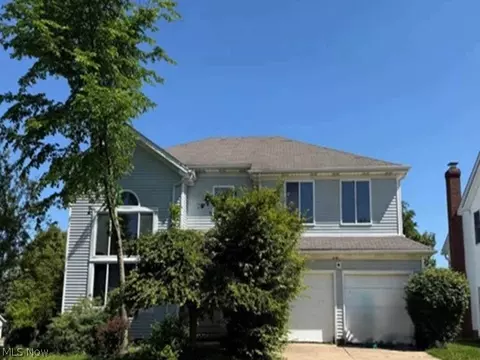 5141 Austen Ln, Richmond Heights, OH 44143