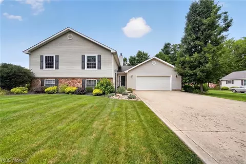 413 Brittany Ln, Jefferson, OH 44047