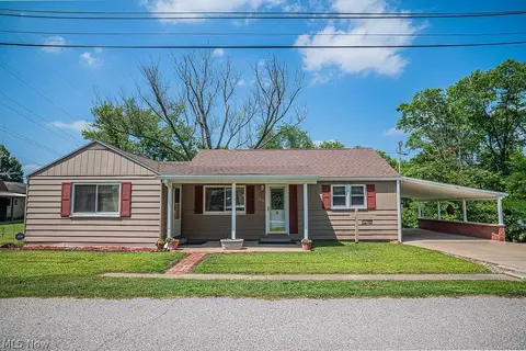 105 Keith St, Parkersburg, WV 26104
