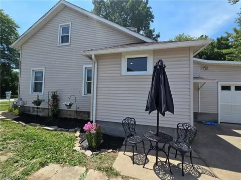 Exterior - 132 E Main St, South Amherst, OH 44001 photo 6 of 9