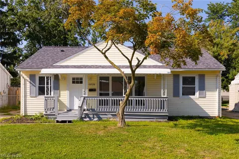 13726 Leroy Ave, Cleveland, OH 44135