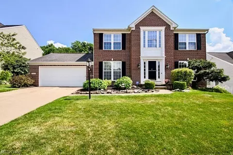 9952 Agate St NW, Canal Fulton, OH 44614