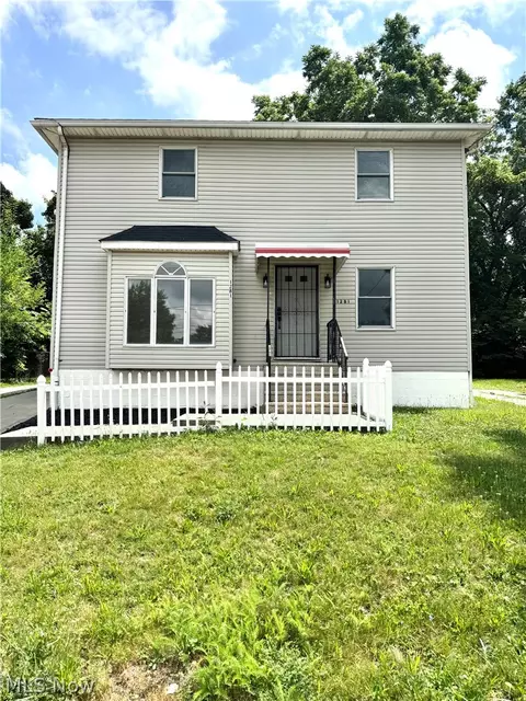 1281 S Hawkins Ave, Akron, OH 44320
