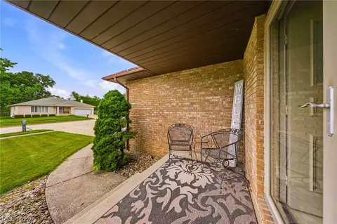 Exterior - 6103 Ely Vista Dr, Parma, OH 44129 photo 8 of 8