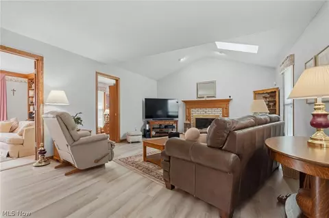 5905 Shetland Cir NE, Canton, OH 44721 photo 15