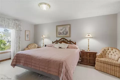 5905 Shetland Cir NE, Canton, OH 44721 photo 26