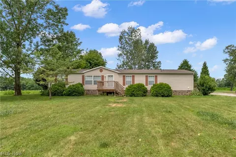13254 Unity Rd, New Springfield, OH 44443