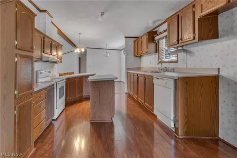 13254 Unity Rd, New Springfield, OH 44443 photo 12