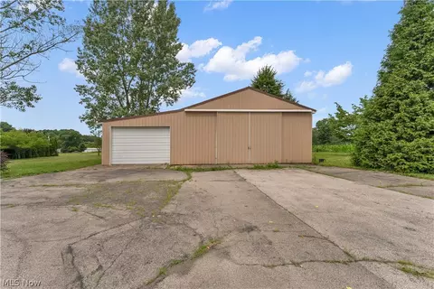 13254 Unity Rd, New Springfield, OH 44443 photo 6