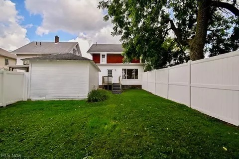 607 Broad Ave NW, Canton, OH 44708 photo 2