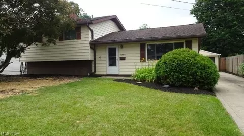 13963 Havendale Dr, Brook Park, OH 44142
