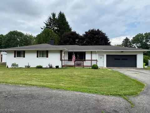 620 Ravenna Rd, Newton Falls, OH 44444