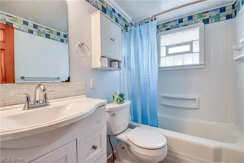 339 E Sprague Rd, Seven Hills, OH 44131 photo 22