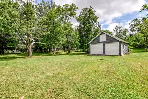 339 E Sprague Rd, Seven Hills, OH 44131 photo 7