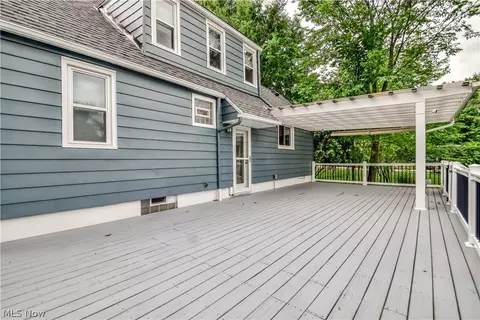 339 E Sprague Rd, Seven Hills, OH 44131 photo 11