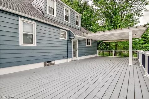 339 E Sprague Rd, Seven Hills, OH 44131 photo 11