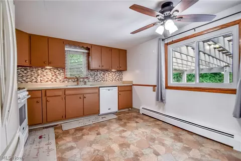339 E Sprague Rd, Seven Hills, OH 44131 photo 19