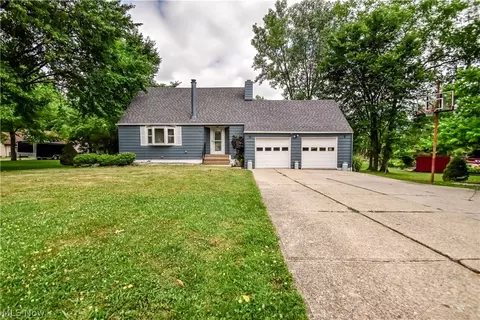 339 E Sprague Rd, Seven Hills, OH 44131 photo 1