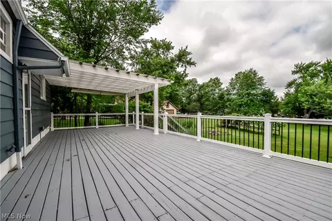 339 E Sprague Rd, Seven Hills, OH 44131 photo 10